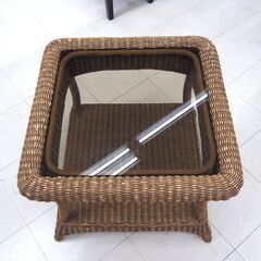 ガラス天板　籐センターテーブル　W650　リユース品　価格　6,600円の画像