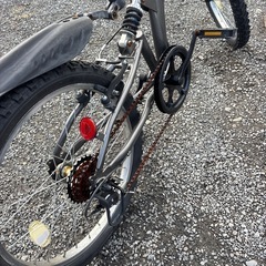 折り畳み自転車の画像