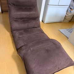 定価1万円程度 多角度調整座椅子 ほとんどしようしておりませんほとんど使用しておりませんの画像