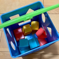 知育おもちゃ 2つの画像