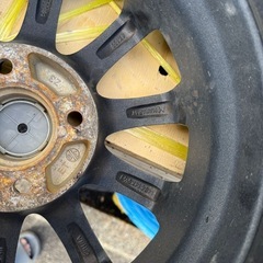 4穴ホイールセット 4本 4×100 スタッドレスタイヤ付きの画像