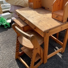 カントリー風　学習机の画像