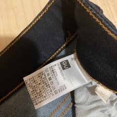 ジーユー子供ジーンズの画像