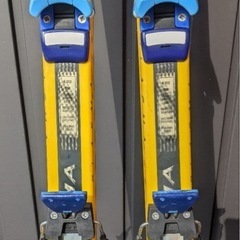 子ども用スキー板150cmと靴の
セットの画像