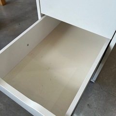 11/15廃棄予定 IKEA手動昇降式デスク引き出し付の画像