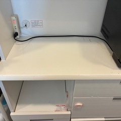 (商談中)ニトリカップボードの画像