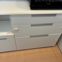 (商談中)ニトリカップボードの画像