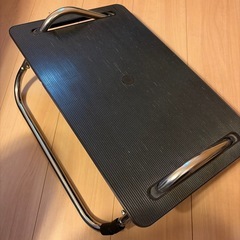 IKEA デスク下 足置きの画像