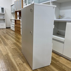 ニトリ キッチンカウンター ホワイト 収納家具 のご紹介です！の画像