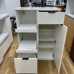 ニトリ キッチンカウンター ホワイト 収納家具 のご紹介です！の画像