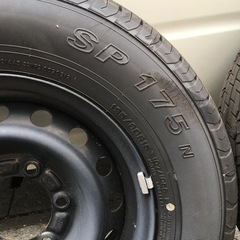 ハイエース‼️200系‼️新車外し‼️25年製‼️純正タイヤ、ホイール、ホイールキャップ、ホイールナット、セット‼️SP 175 N‼️195/80R 15‼️の画像