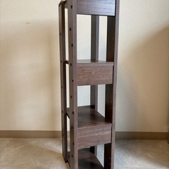 細い棚今週まで！の画像