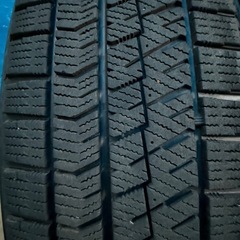 BRIDGESTONE BLIZZAK VRX2/185/60R16スタッドレス溝良好ゴム質良好の画像