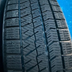 BRIDGESTONE BLIZZAK VRX2/185/60R16スタッドレス溝良好ゴム質良好の画像
