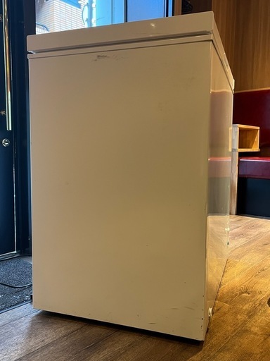 冷凍
ストッカー