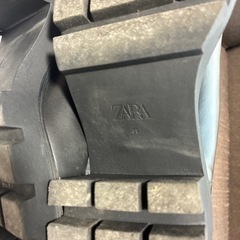 ZARA 24.5(サイズ39) サイドゴアブーツの画像