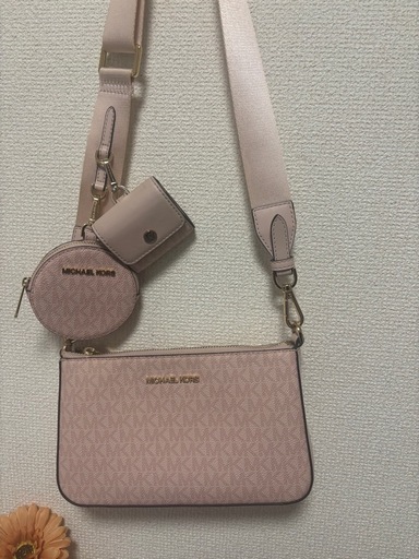 マイケルコース ショルダーバッグ