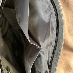 バッグ　小型　週刊誌入ります　generic の画像