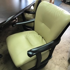 【ジャングル深井店】★ダイニングテーブル 4人用 家具 簡易クリーニング済 堺市（中区 堺区 東区 西区 南区 北区）和泉市 河内長野市 富田林市 松原市 狭山市 深井 【FU2883】の画像