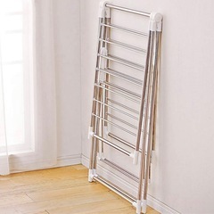 折りたたみハンガーラックの画像