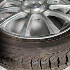 スタッドレスタイヤの画像