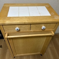 【早い者勝ち】 
キッチンワゴンの画像