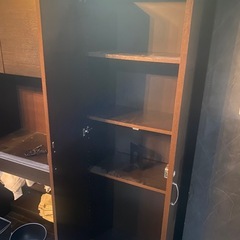 両開き棚の画像