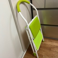 脚立イス
の画像