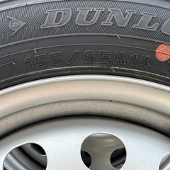 ご購入者決定！バリ溝　ダンロップスタッドレス　155/65/14  2023年製造の画像