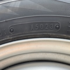 ご購入者決定！バリ溝　ダンロップスタッドレス　155/65/14  2023年製造の画像