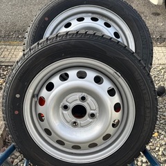 ご購入者決定！バリ溝　ダンロップスタッドレス　155/65/14  2023年製造の画像