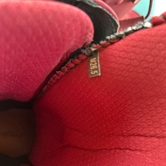 スノボーの板と靴セットの画像