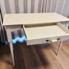 【値下げ•美品】日本製インテリア天然木製デスクの画像