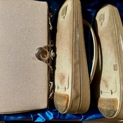 着物用の利休と草履の画像