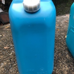 灯油缶　在庫12個の画像