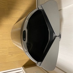 電動ゴミ箱の画像
