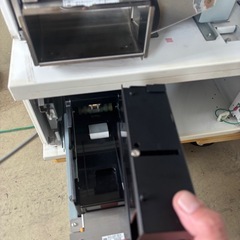 マミヤop 新紙幣、高額紙幣対応、券売機の画像