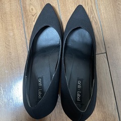 ハイヒール靴黒（新品に近い）24㎝の画像