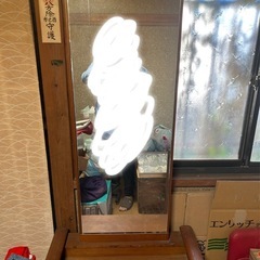 今週日曜に処分予定古道具　アンティークドレッサーの画像