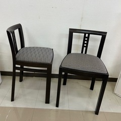 椅子　小さめ　　高級な品　座り心地良い　　の画像