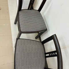 椅子　小さめ　　高級な品　座り心地良い　　の画像