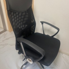 無料でお譲りします！仕事用⭐︎デスク、椅子セットの画像