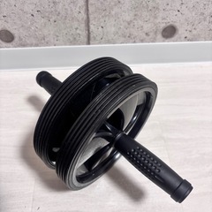 「受け渡し予定者様決まりました」11/12(水)まで！　ダンベル10kg×2と腹筋ローラーの画像