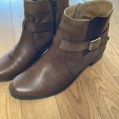 ショートブーツ 美品の画像
