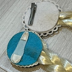 ❤️無料❤️エルサ風 三つ編み　ピン　髪飾り　ヘアピン　エルサ　アナ雪の画像