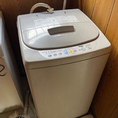 冷蔵庫　洗濯機　クローゼット　着物タンス　タンス　テレビ の画像