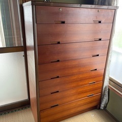 冷蔵庫　洗濯機　クローゼット　着物タンス　タンス　テレビ の画像