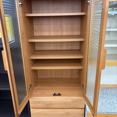 【ドリーム川西店限定】☆ジモティー見たよ割引☆2枚扉食器棚  クリーニング済み 【2125560000032882】の画像