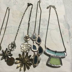 ◆レトロなネックレス5点セット◆代理出品の画像