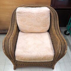 籐ソファー　1人掛け　リユース品　価格　9,900円の画像